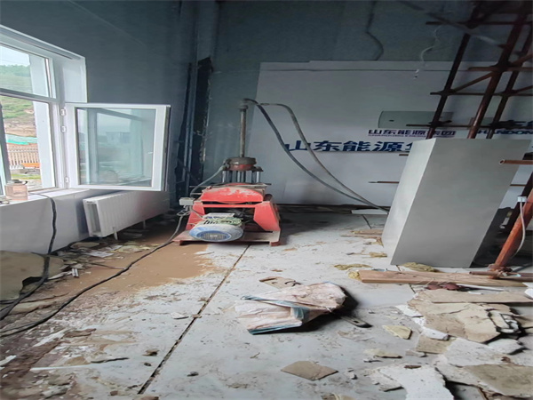 辉县地基基础下沉墙体裂缝加固注浆顶升施工